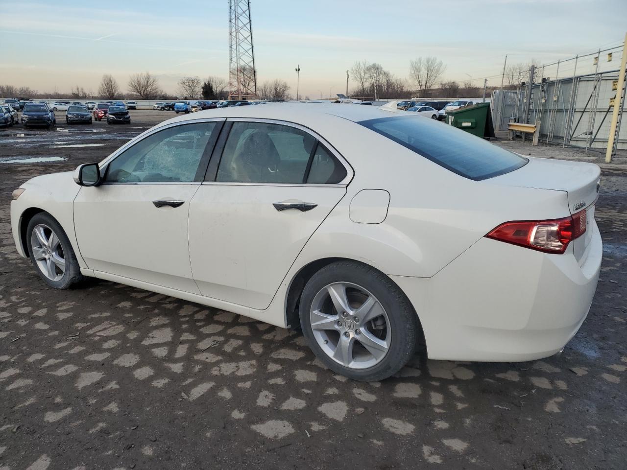 2011 Acura Tsx - Image 2
