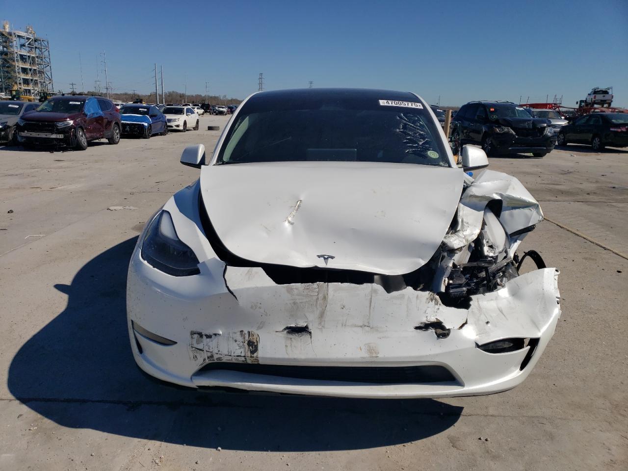 2023 Tesla Model Y - Фото 5