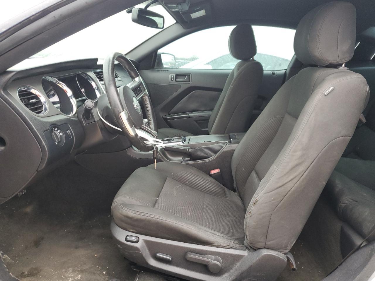 2014 Ford Mustang - Image 7