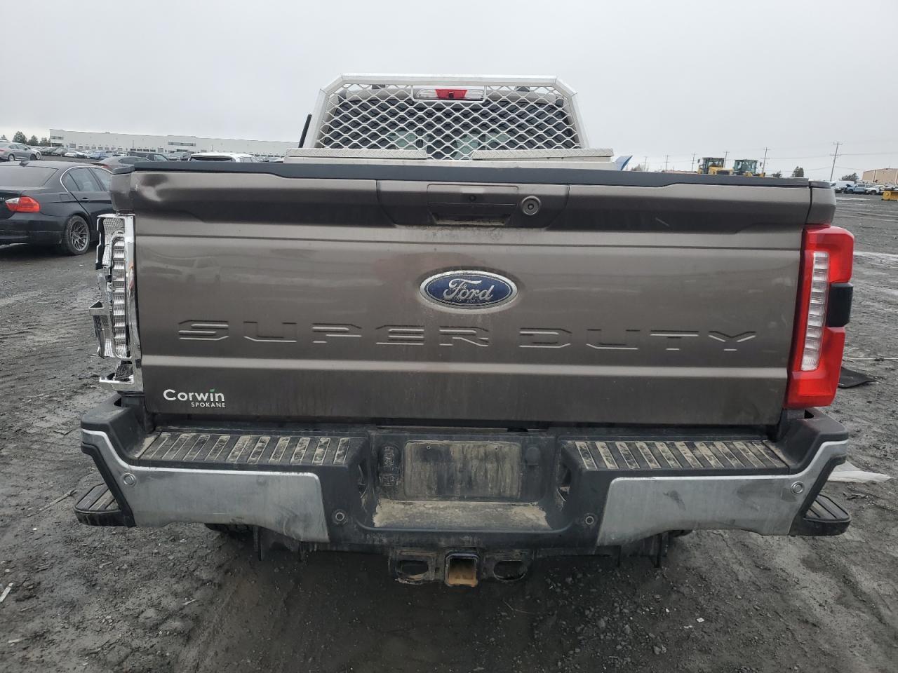 2023 Ford F350 Super Duty - Фото 6