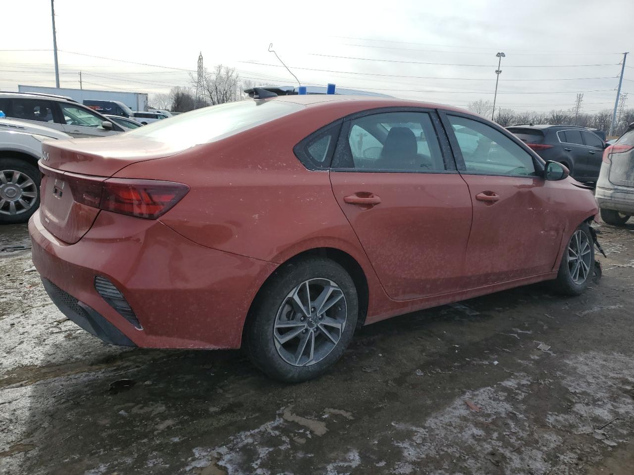 2023 Kia Forte Lx - Фото 3