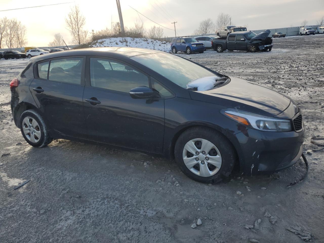 2017 Kia Forte Lx - Image 4