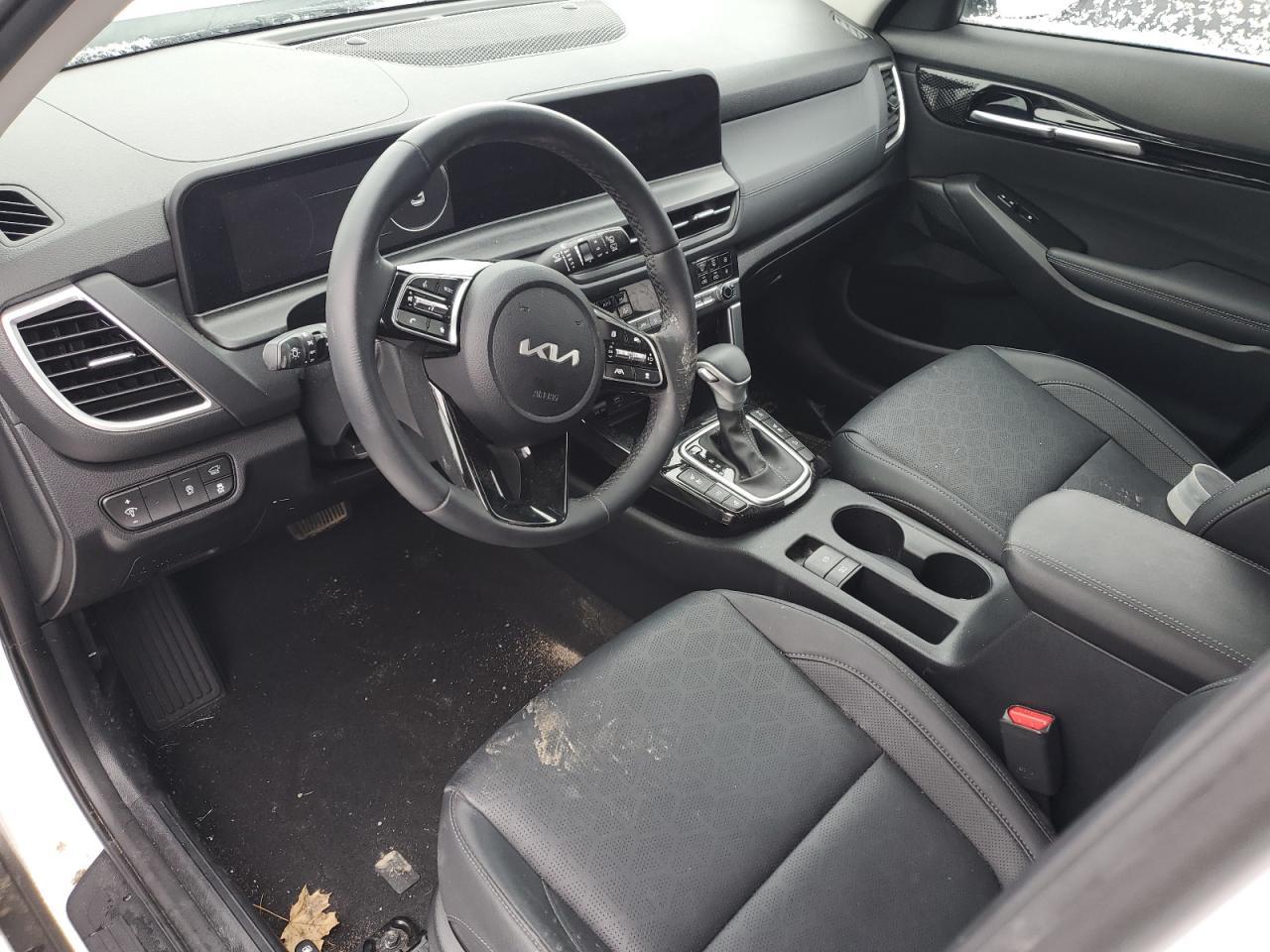 2024 Kia Seltos Ex - Image 7