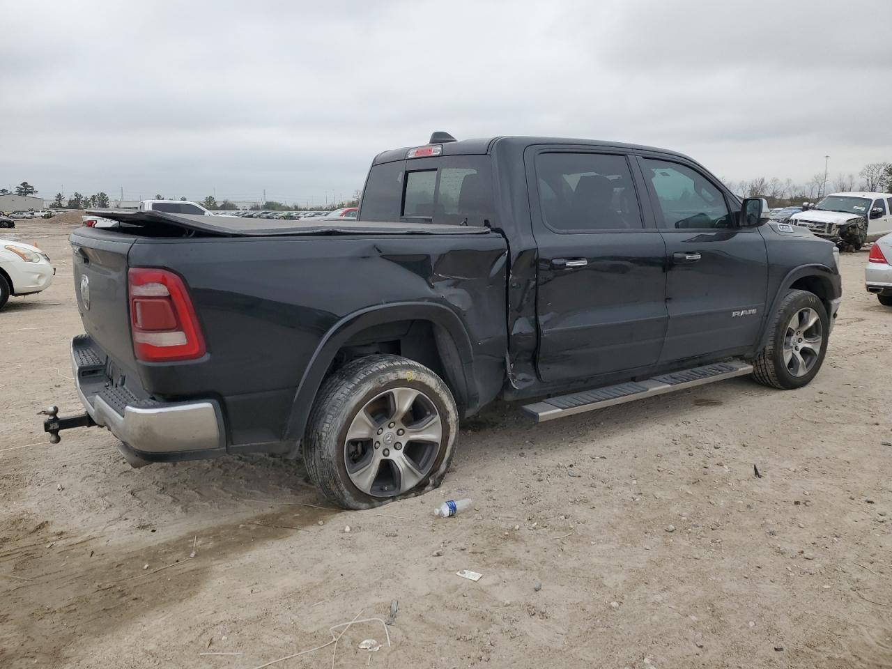 2022 Ram 1500 Laramie - Фото 3