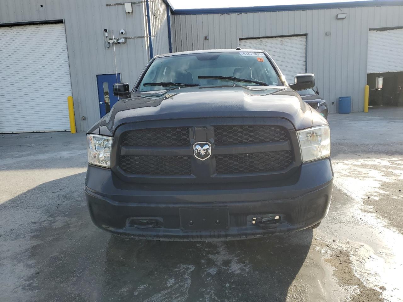 2021 Ram 1500 Classic Tradesman - Фото 5