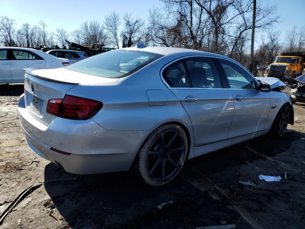 2013 BMW 535 Xi - Image 3