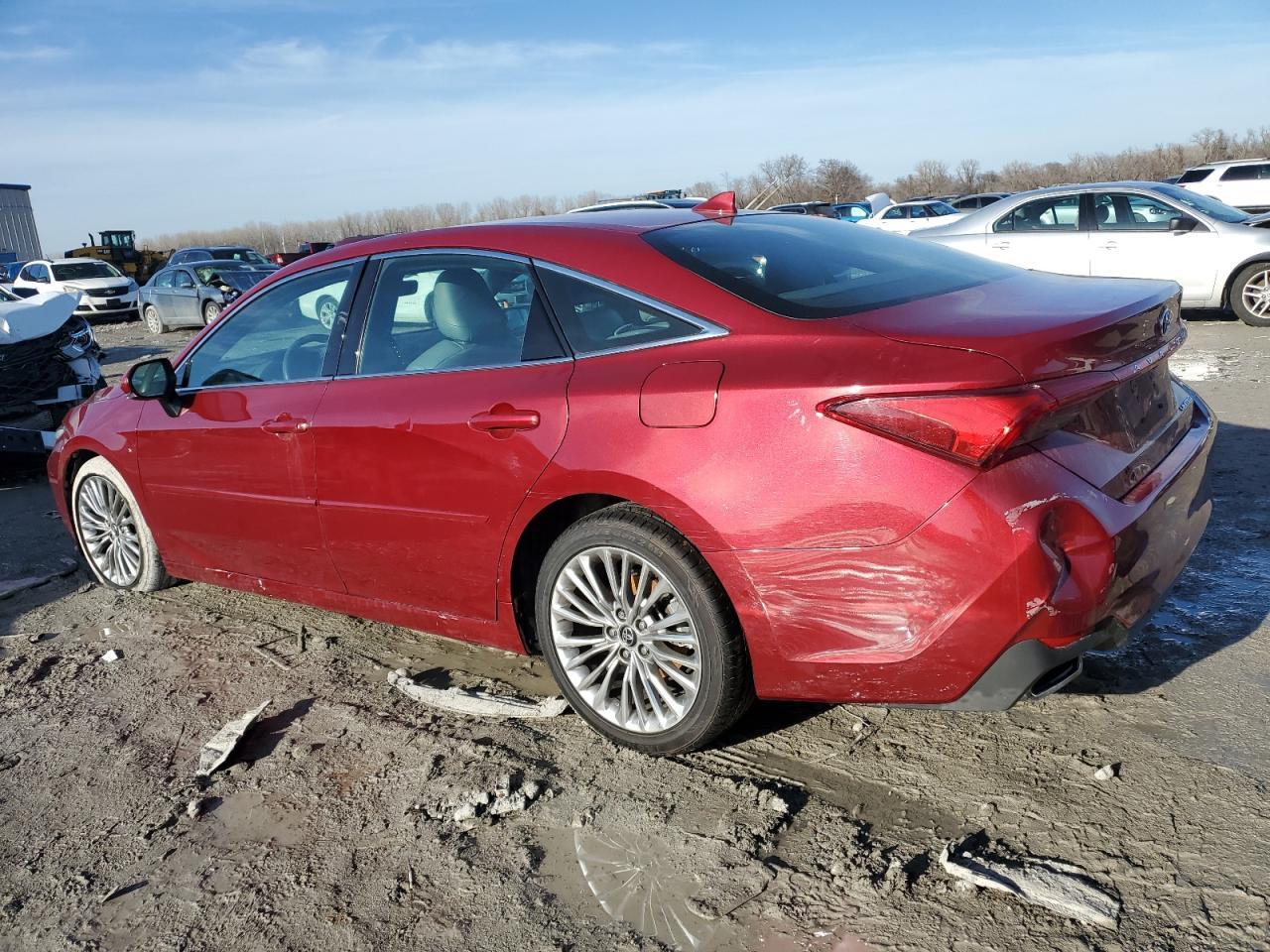 2019 Toyota Avalon Xle - Фото 2