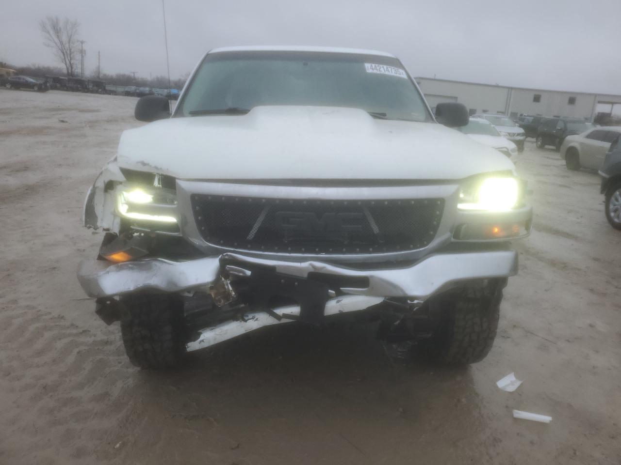 2005 GMC Sierra - Фото 5