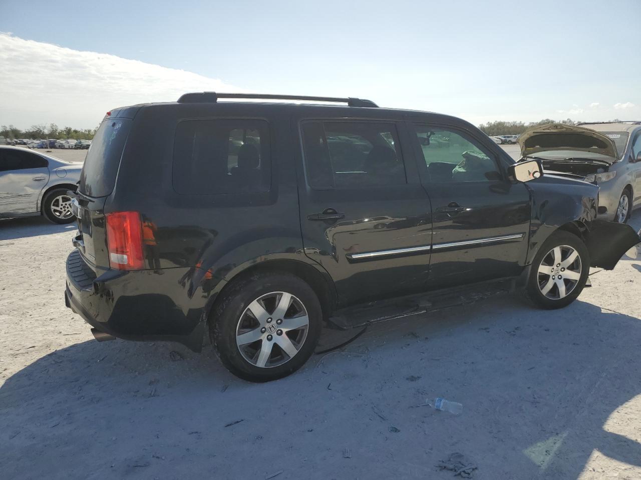 2015 Honda Pilot Touring - Фото 3