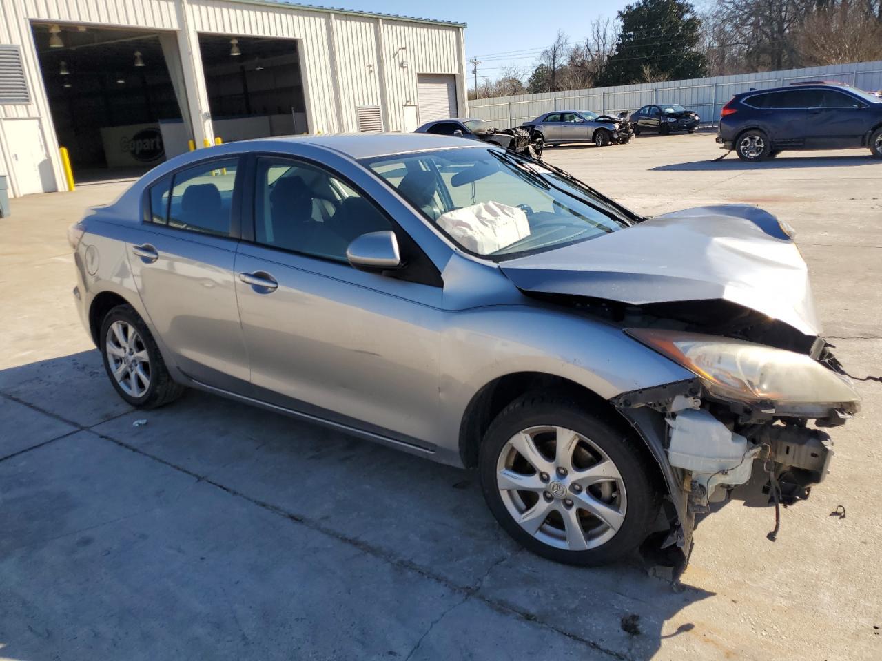 2011 Mazda 3 I - Image 4