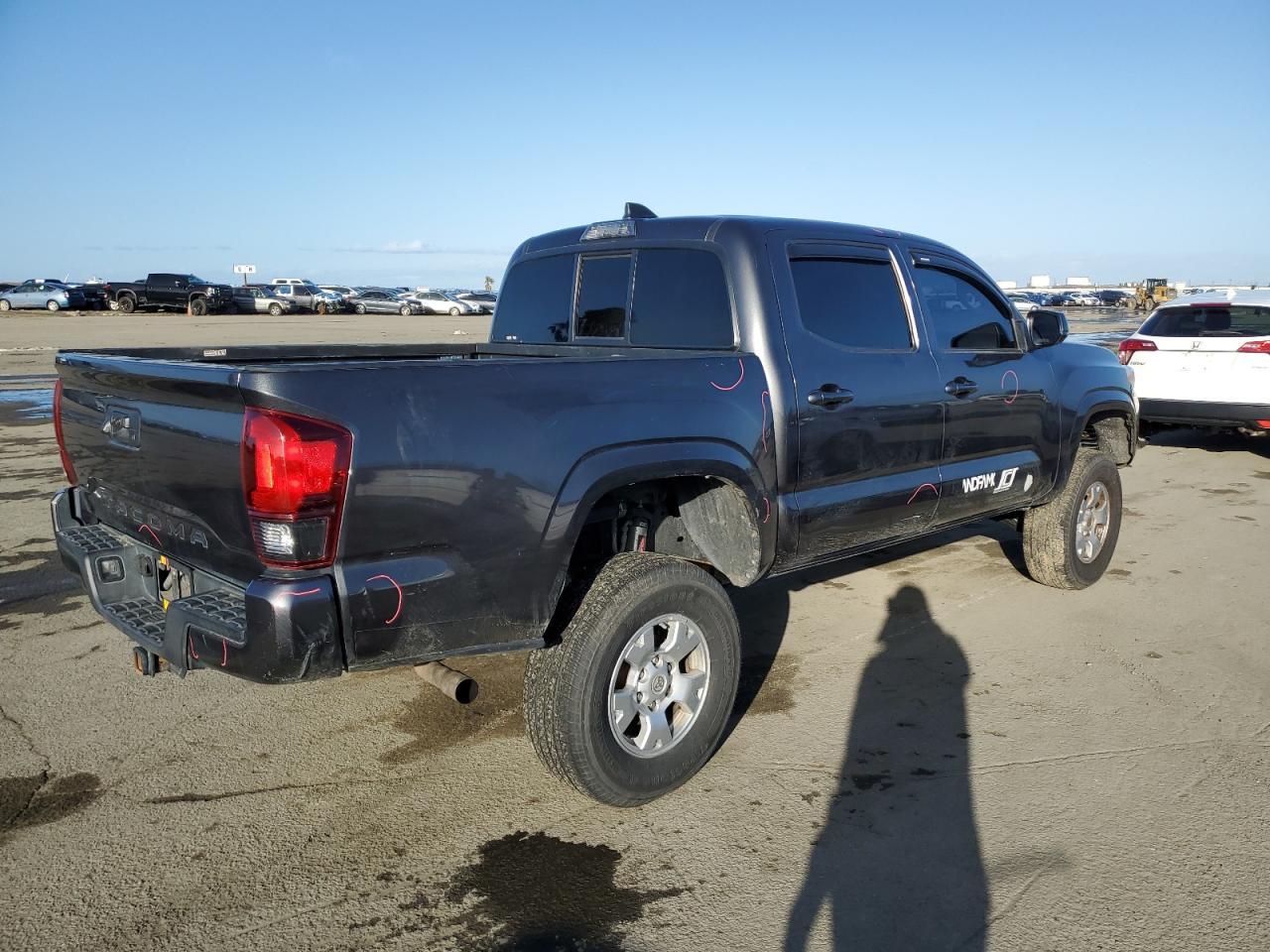 2020 Toyota Tacoma Sr5 V6 - Фото 3