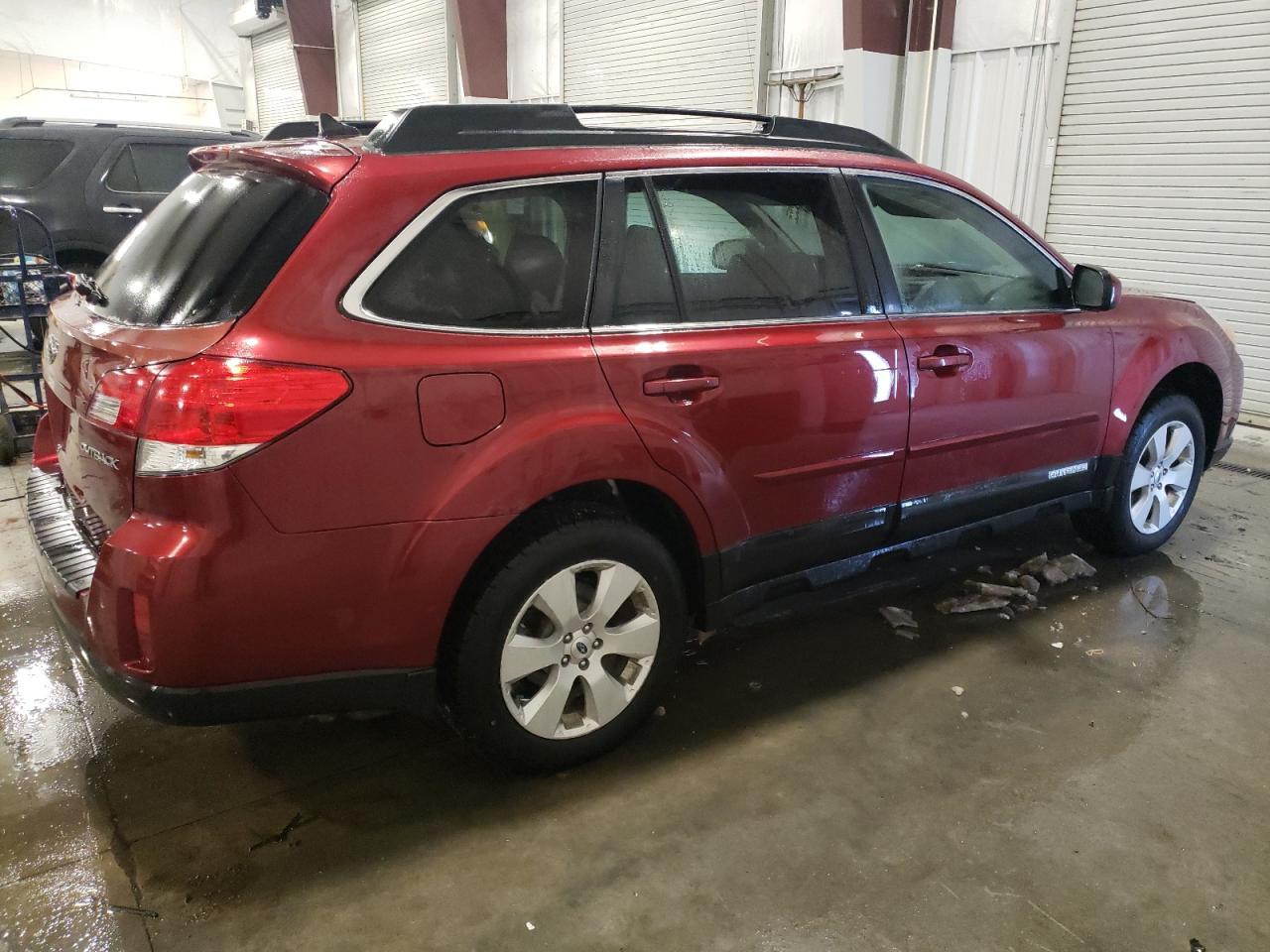 2012 Subaru Outback 2.5I Limited - Image 3