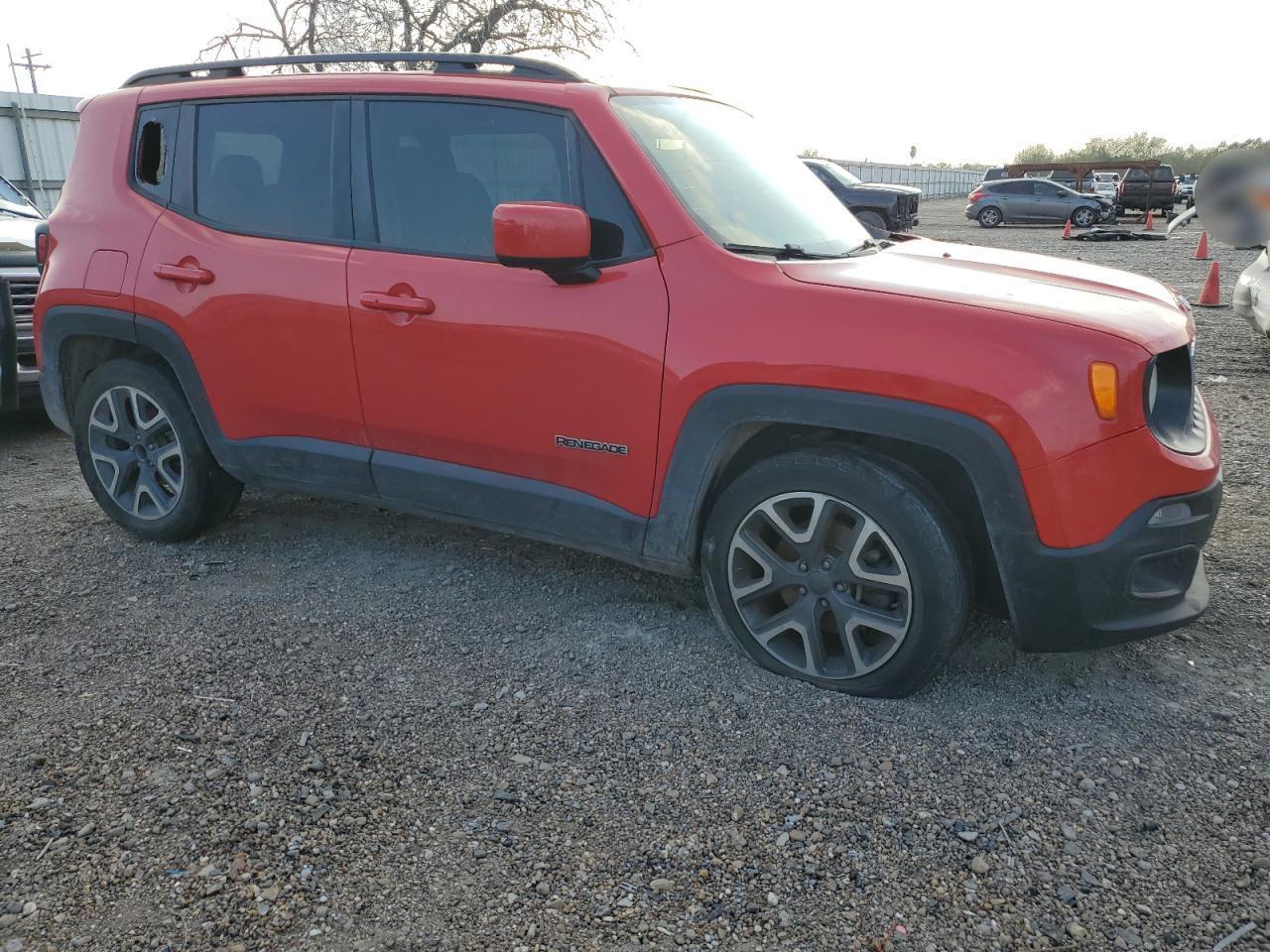 2018 Jeep Renegade Latitude - Image 4