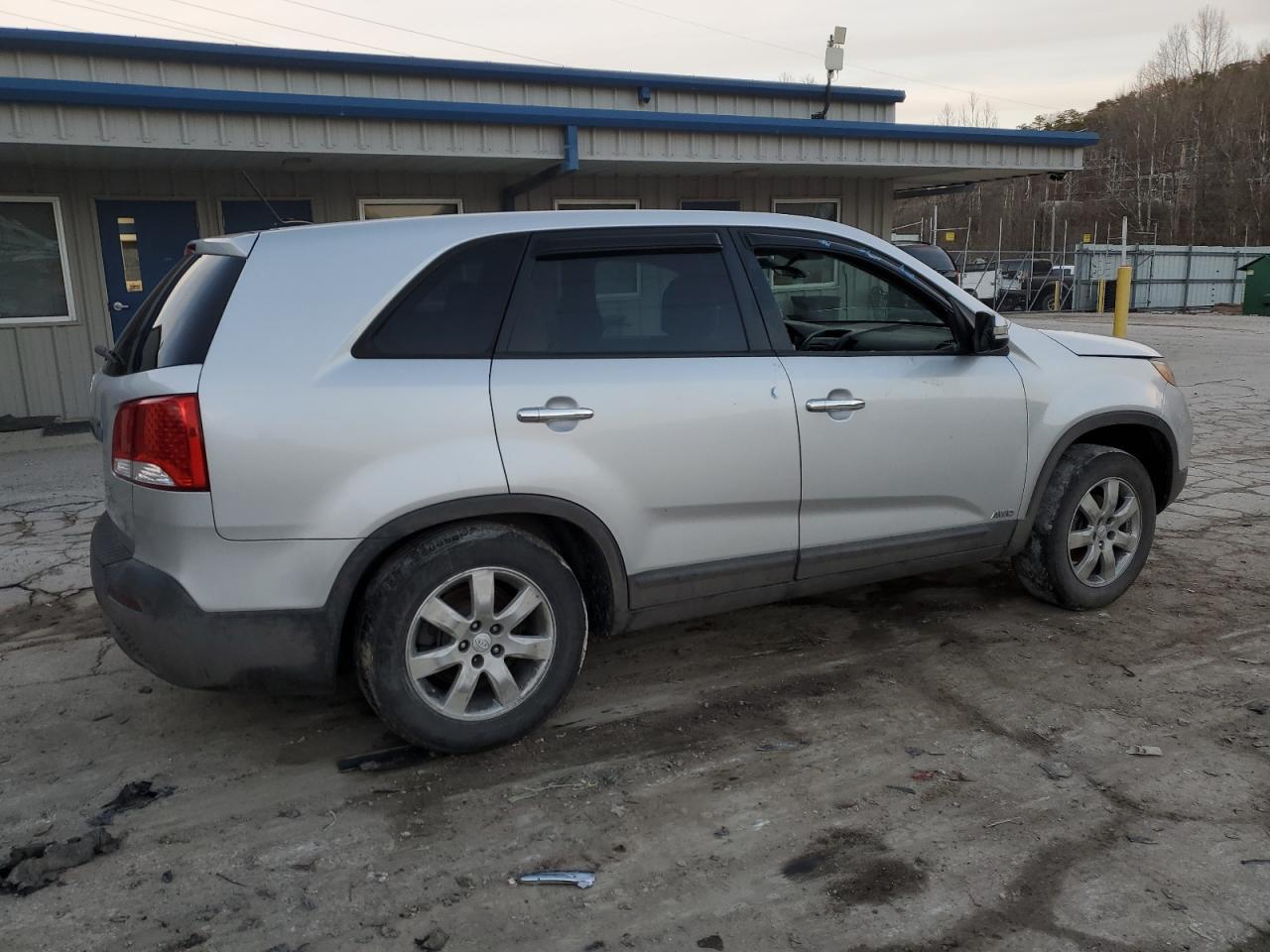 2011 Kia Sorento Base - Фото 3
