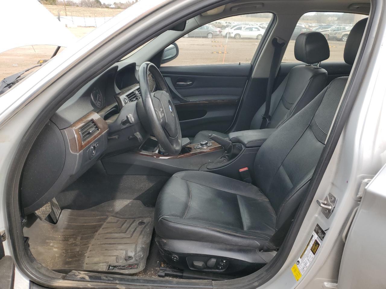 2011 BMW 335 Xi - Фото 7