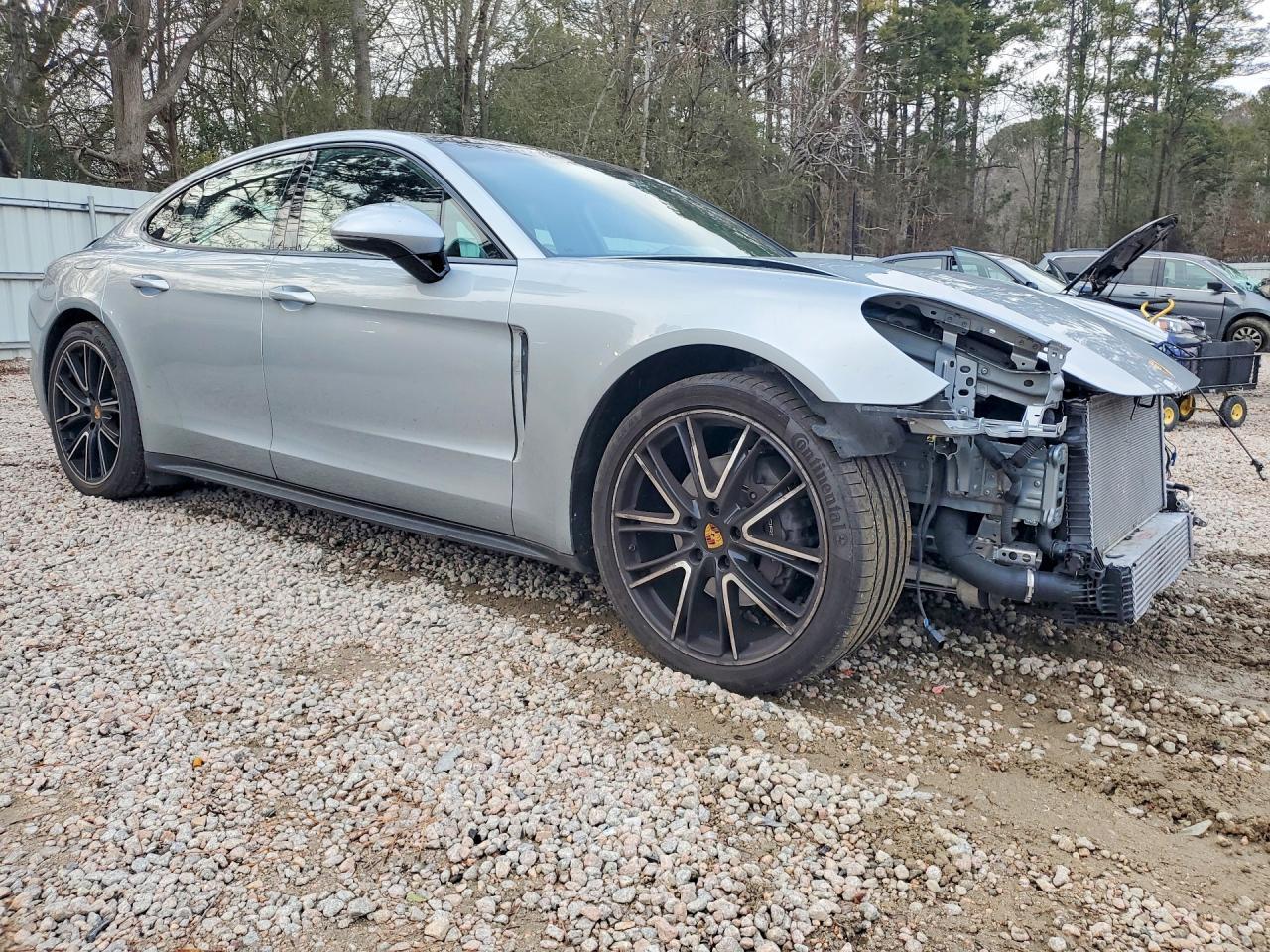 2018 Porsche Panamera 4 - Фото 4