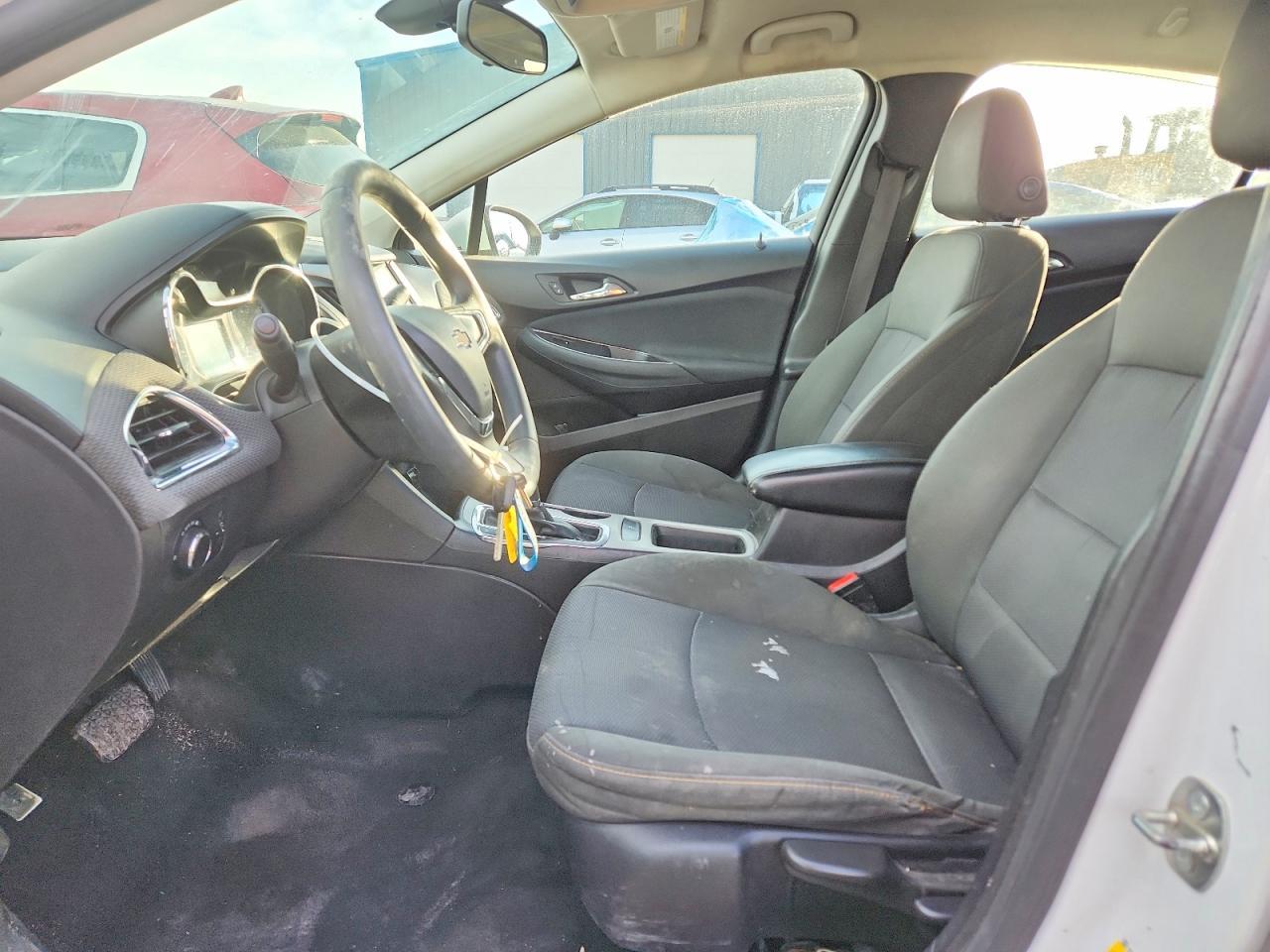 2017 Chevrolet Cruze Ls - Фото 7