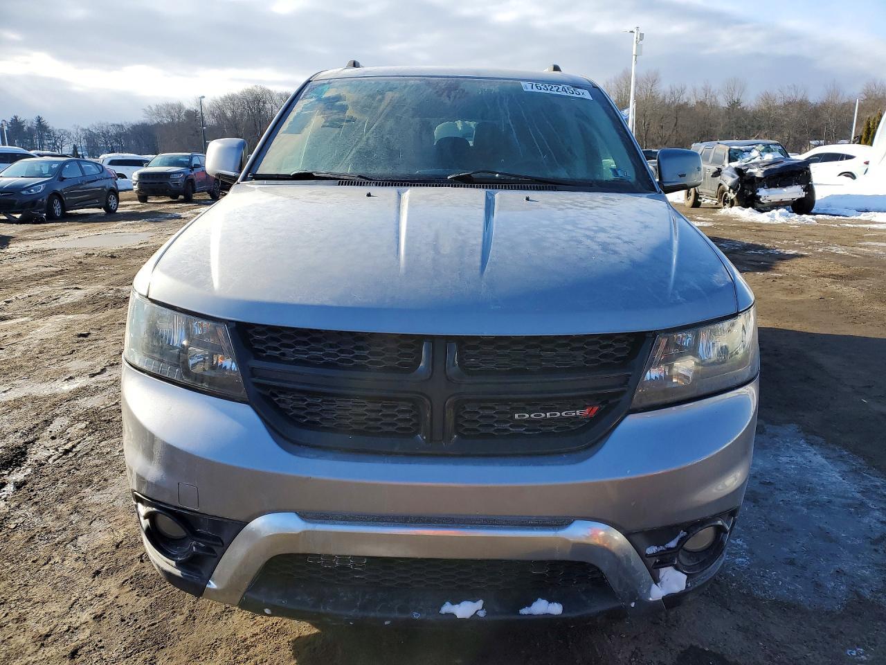 2018 Dodge Journey Crossroad - Image 5