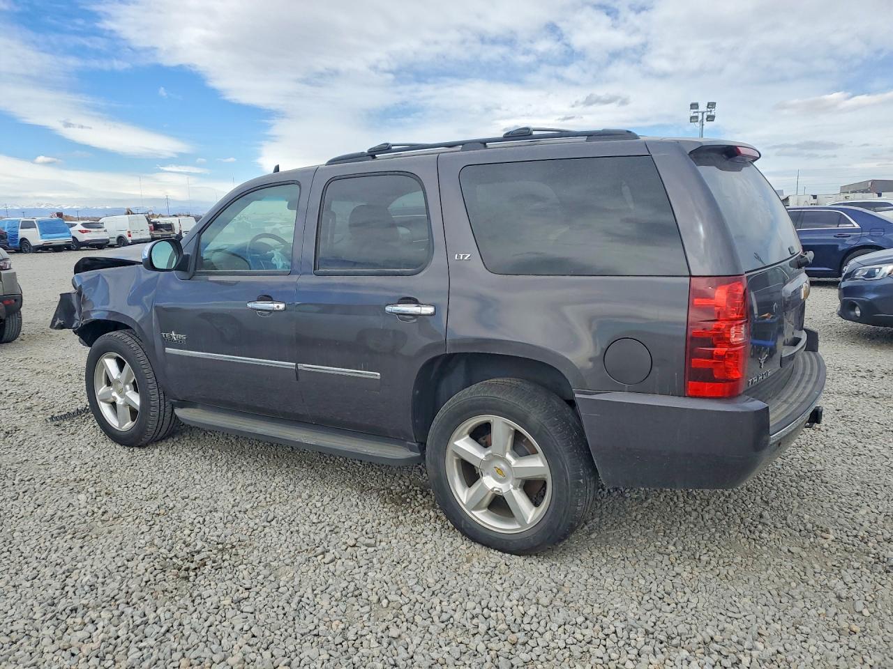 2010 Chevrolet Tahoe K1500 Ltz - Image 2