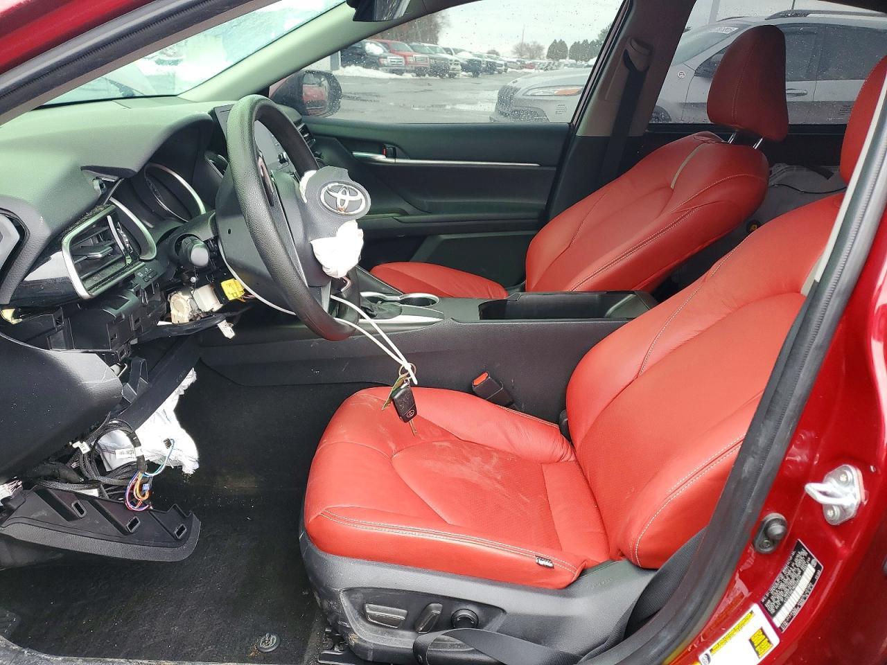 2021 Toyota Camry - Фото 7