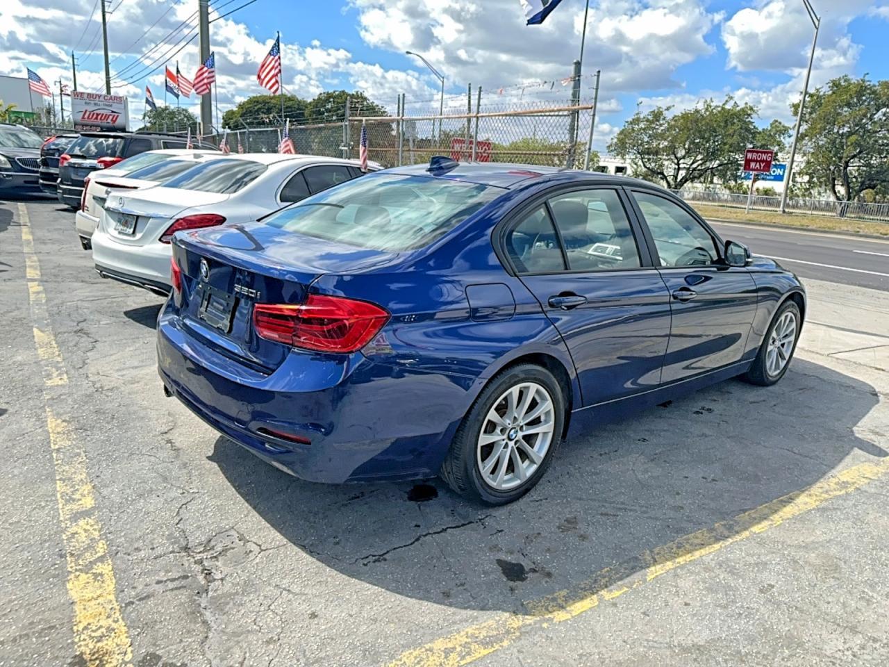 2018 BMW 320 I - Фото 4