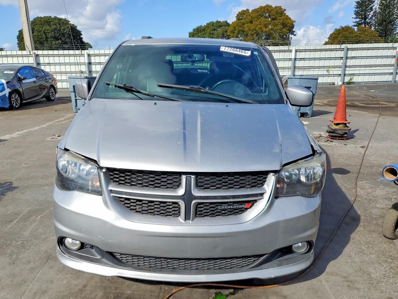 2017 Dodge Grand Caravan Gt - Image 5