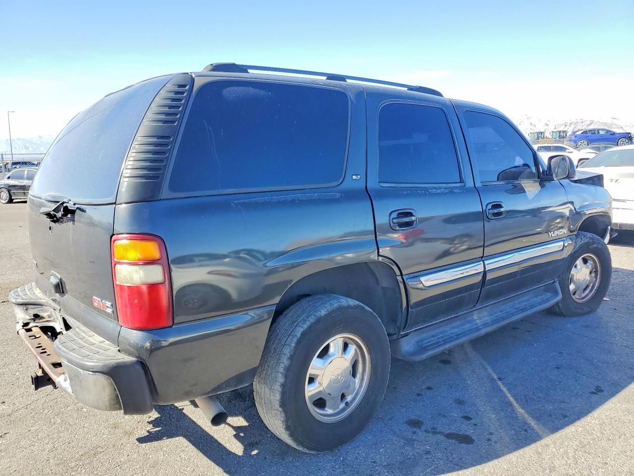 2003 GMC Yukon - Фото 3