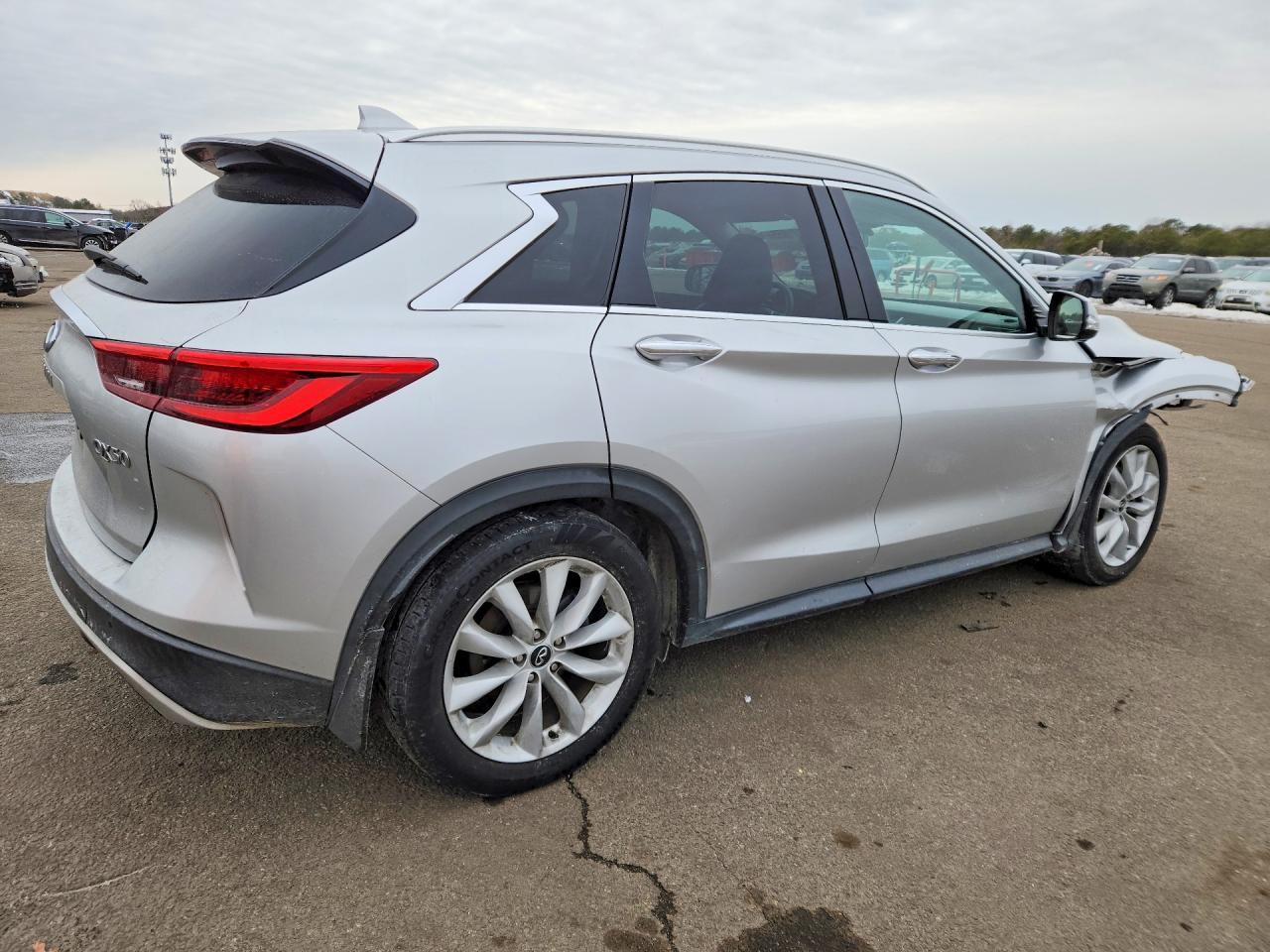 2019 Infiniti Qx50 Essential - Фото 3