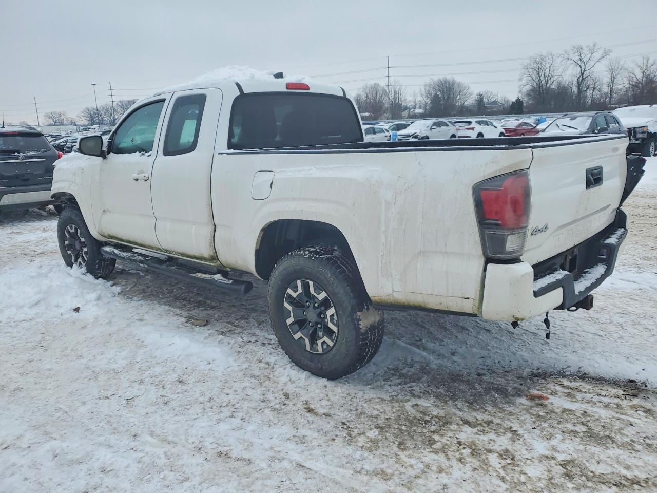 2017 Toyota Tacoma Access Cab - Фото 2