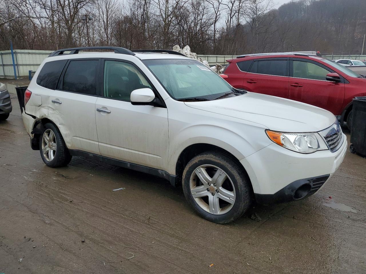 2010 Subaru Forester 2.5X Premium - Image 4