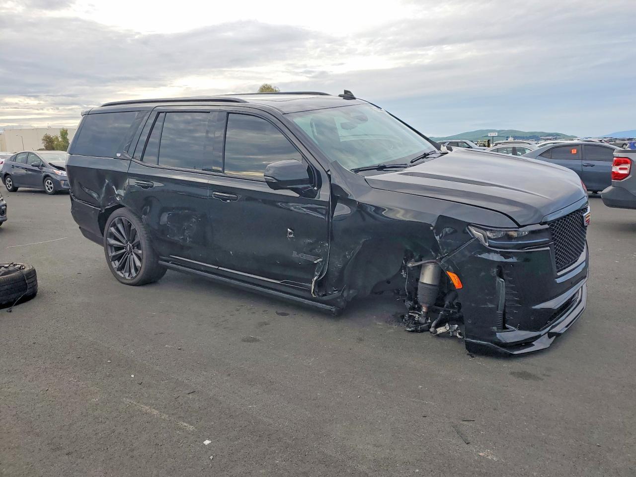 2024 Cadillac Escalade V - Фото 4