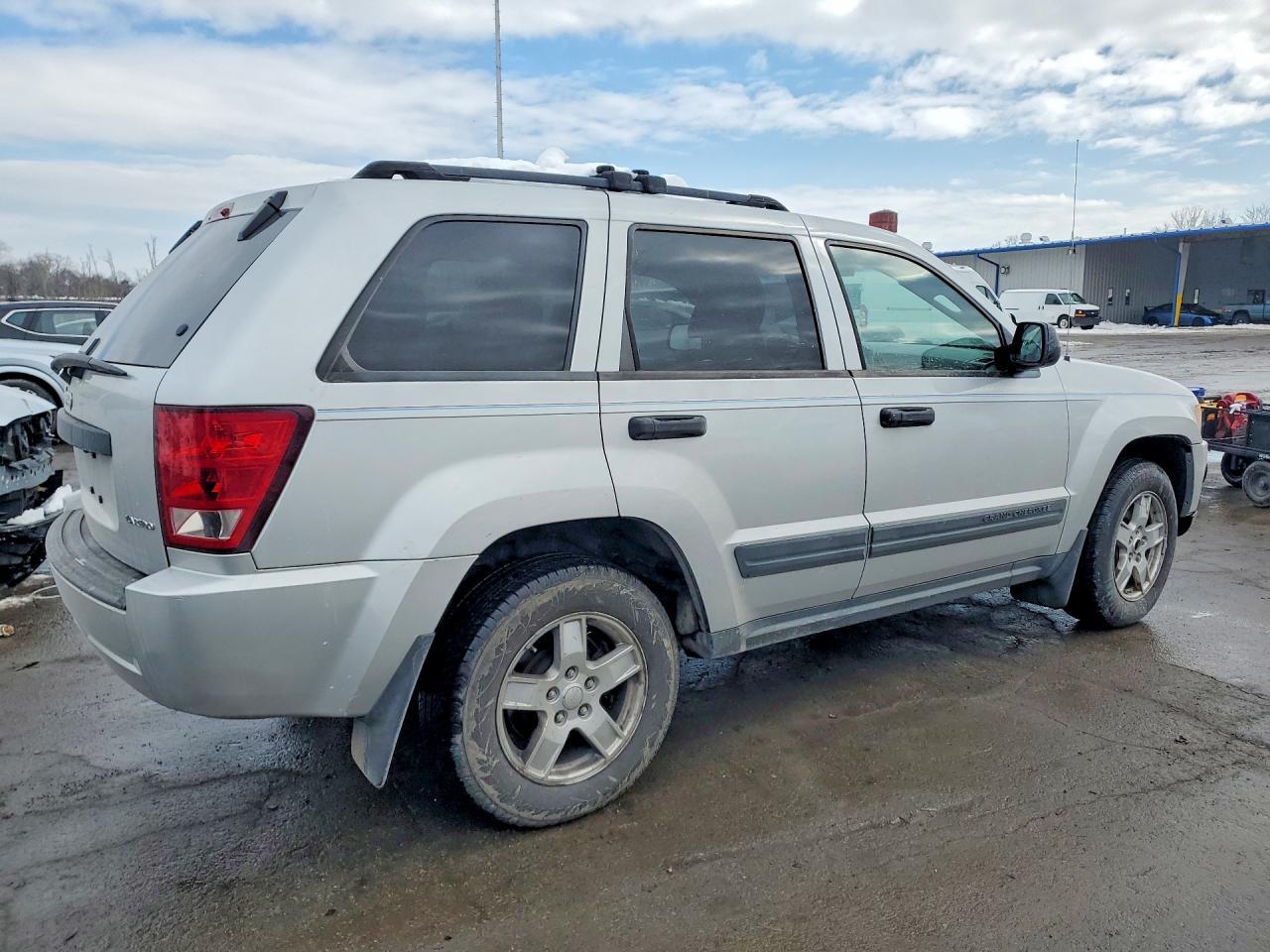 2005 Jep Grand Cherokee - Фото 3