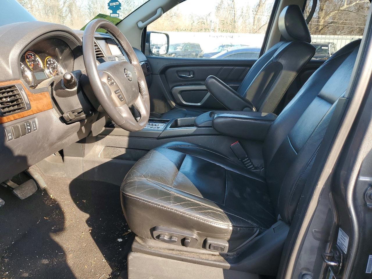 2015 Nissan Armada Sv - Image 7