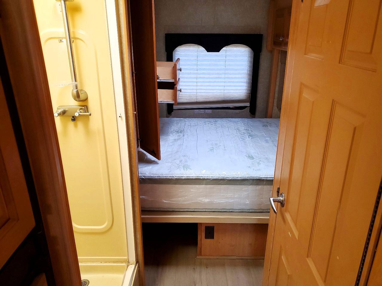 2006 Ford E450 Rv - Фото 6