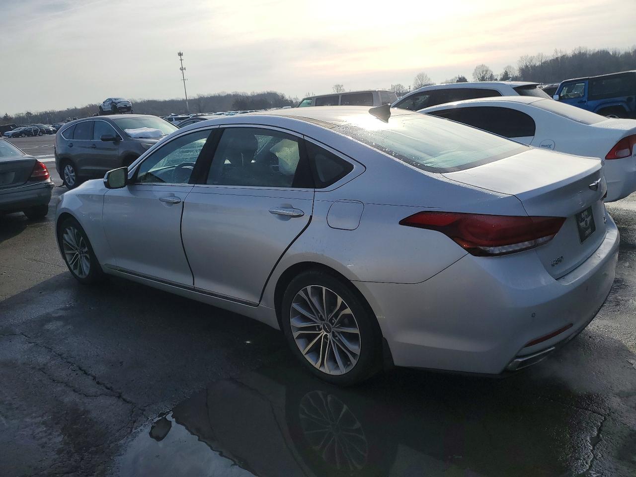 2017 Genesis G80 3.8 - Фото 2