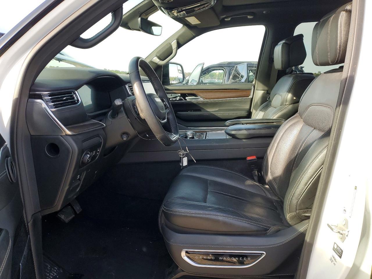 2023 Jeep Grand Wagoneer Series I - Фото 7