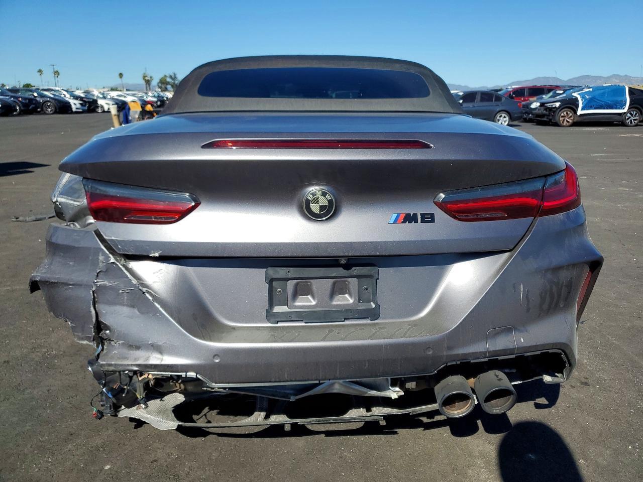2020 BMW M8 - Фото 6