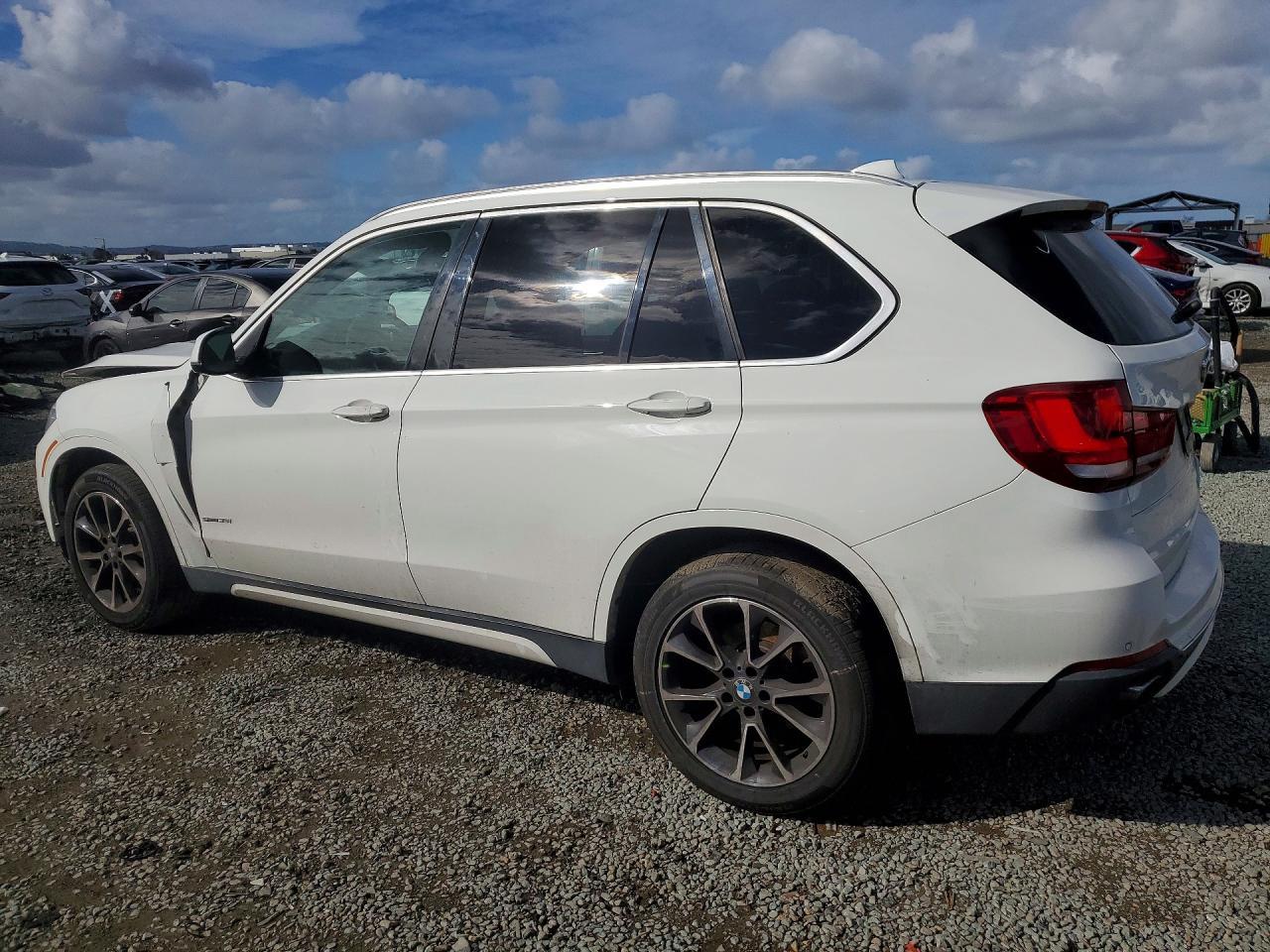 2017 BMW X5 Sdrive35I - Фото 2