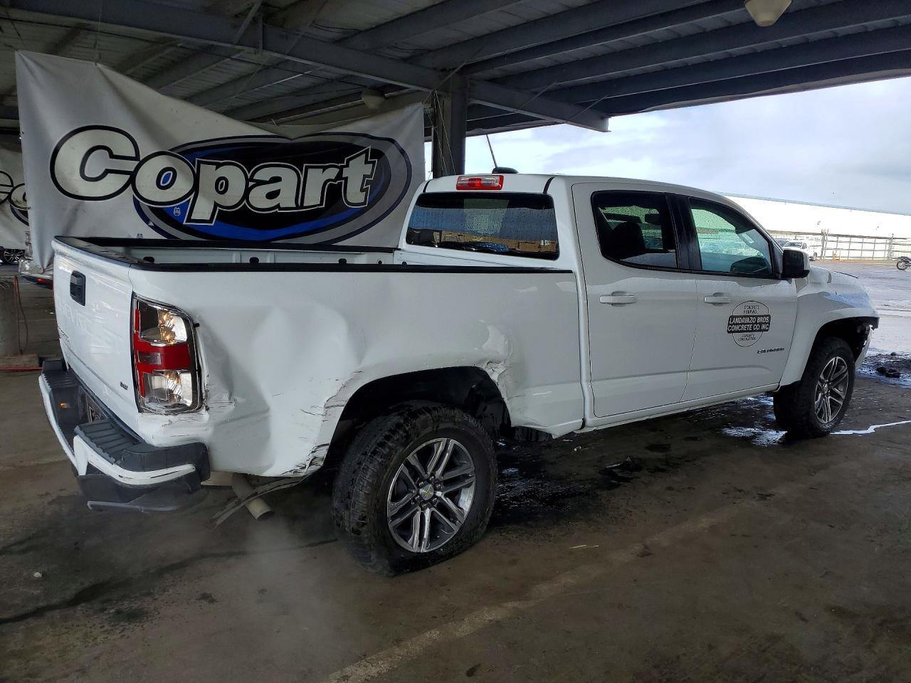 2022 Chevrolet Colorado - Image 3