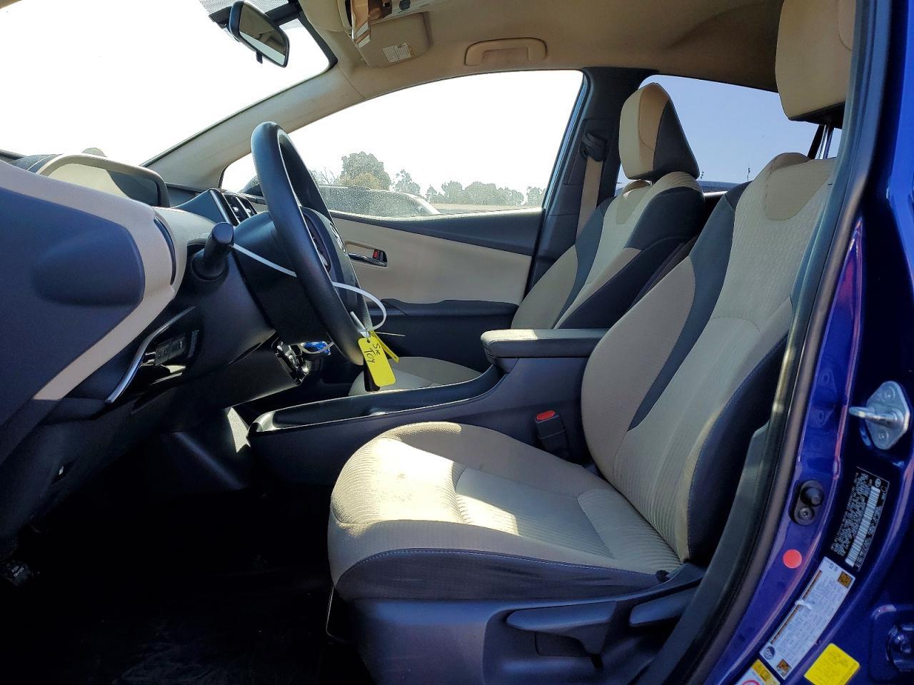 2016 Toyota Prius - Фото 7