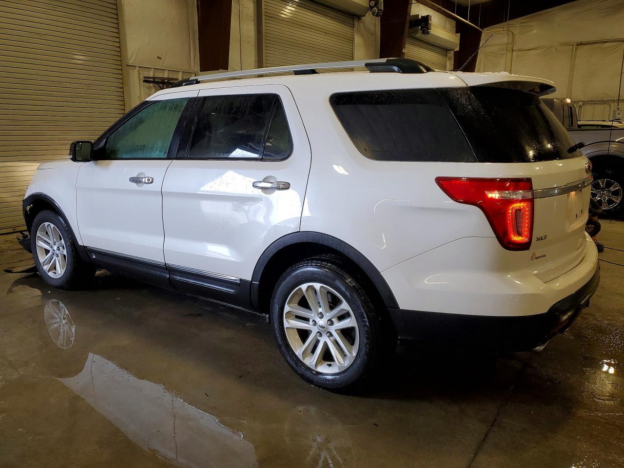2014 Ford Explorer Xlt - Image 2
