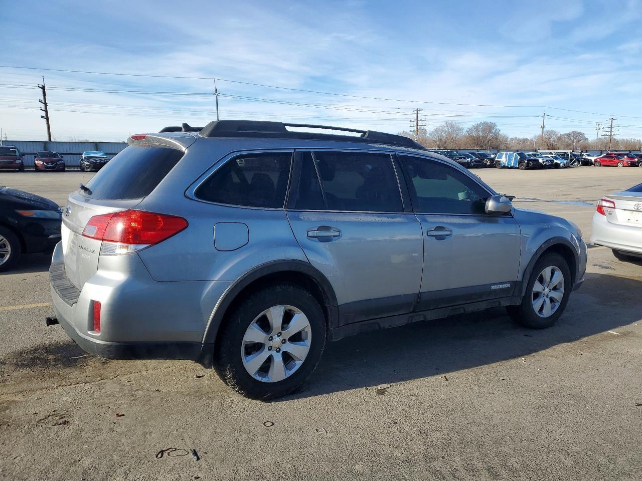 2011 Subaru Outback 2.5I Limited - Фото 3