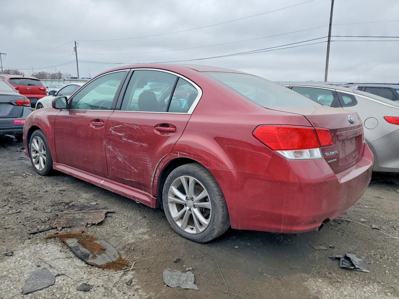 2013 Subaru Legacy 2.5I Premium - Фото 2