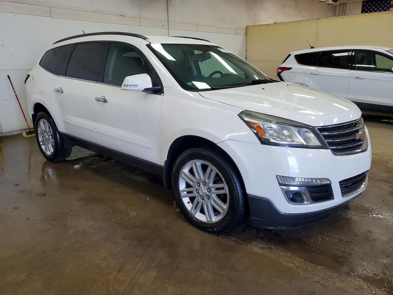 2015 Chevrolet Traverse Lt - Image 4
