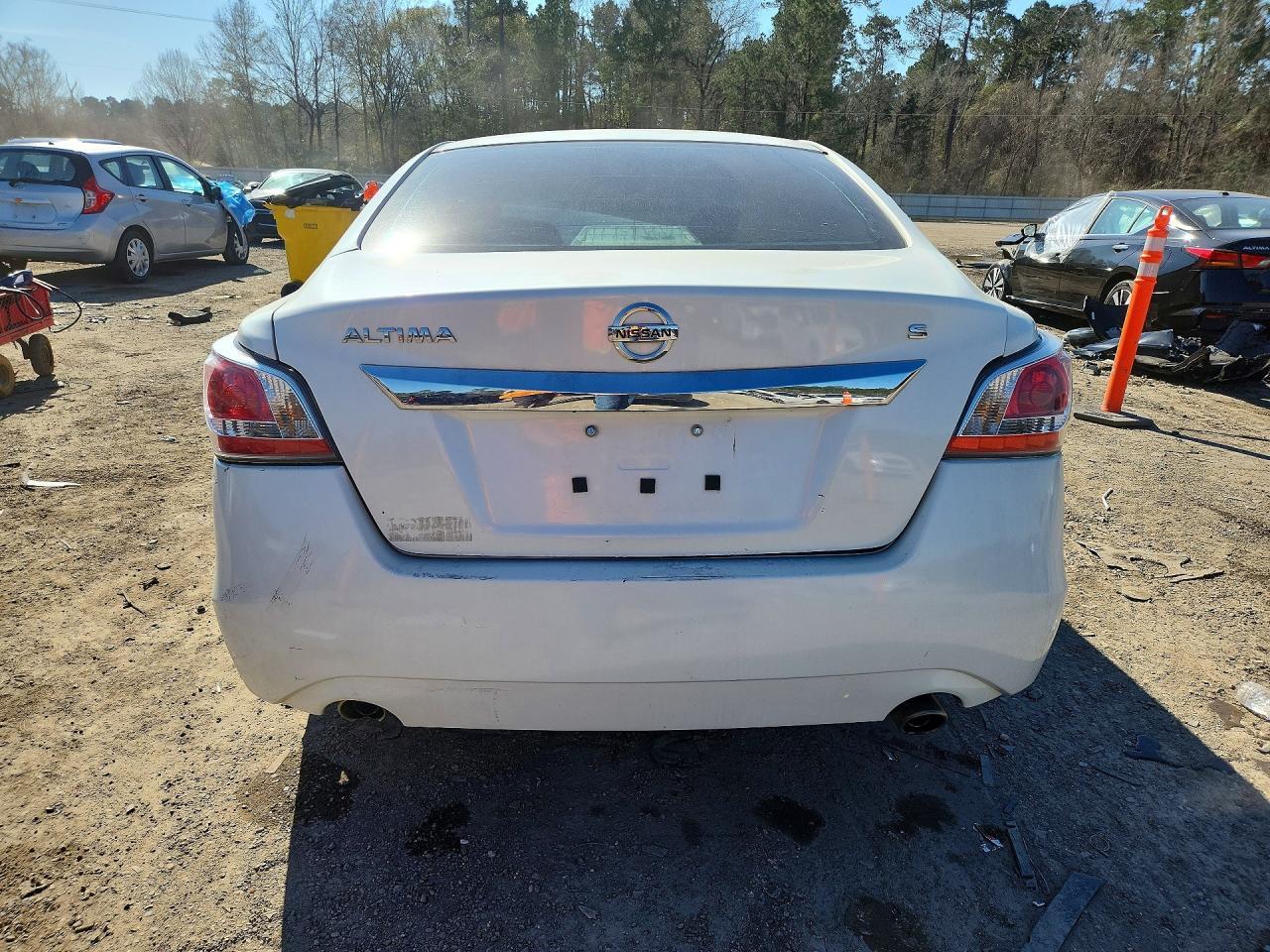 2015 Nissan Altima 2.5 - Фото 6