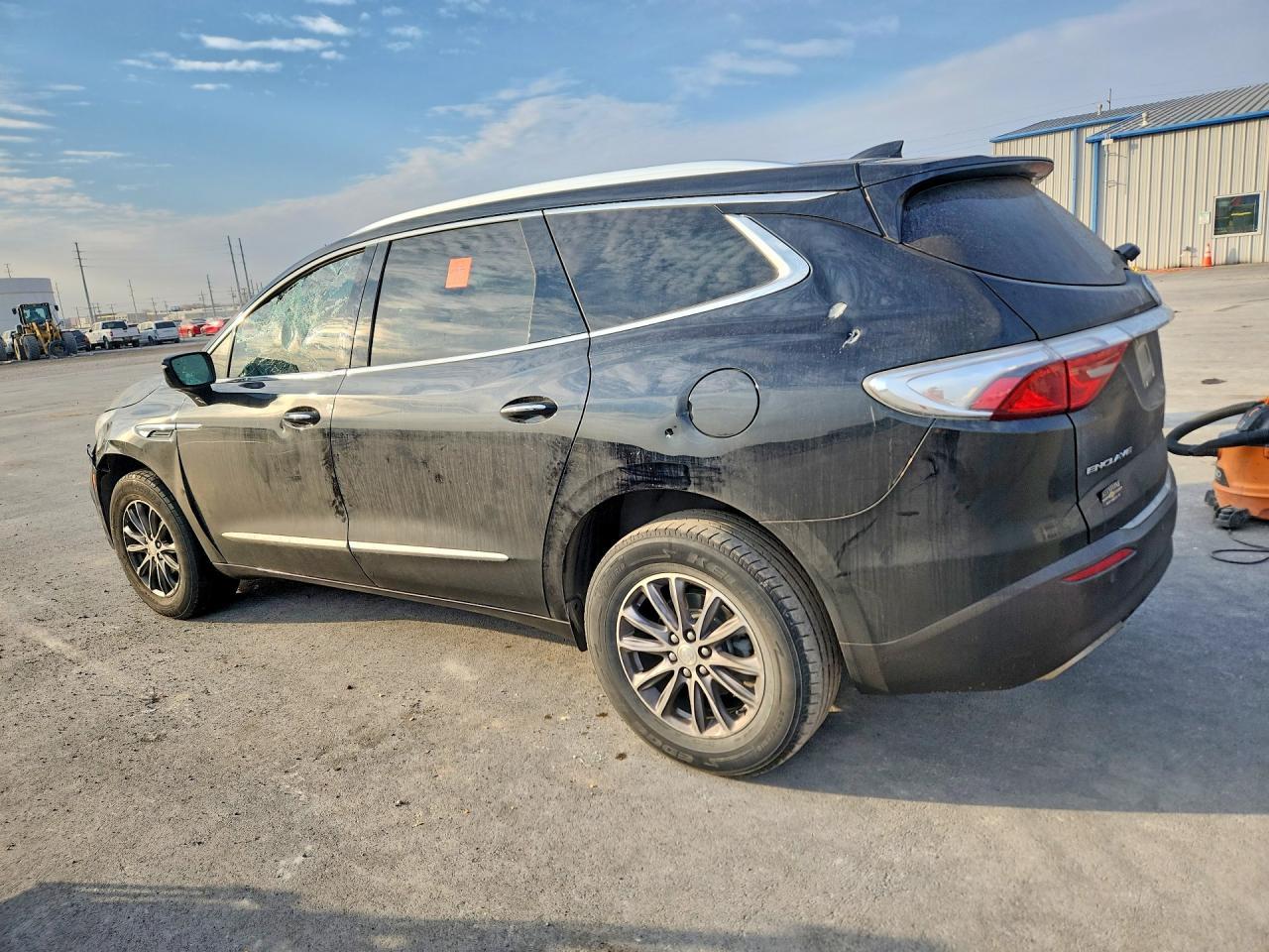 2022 Buick Enclave Premium - Фото 2