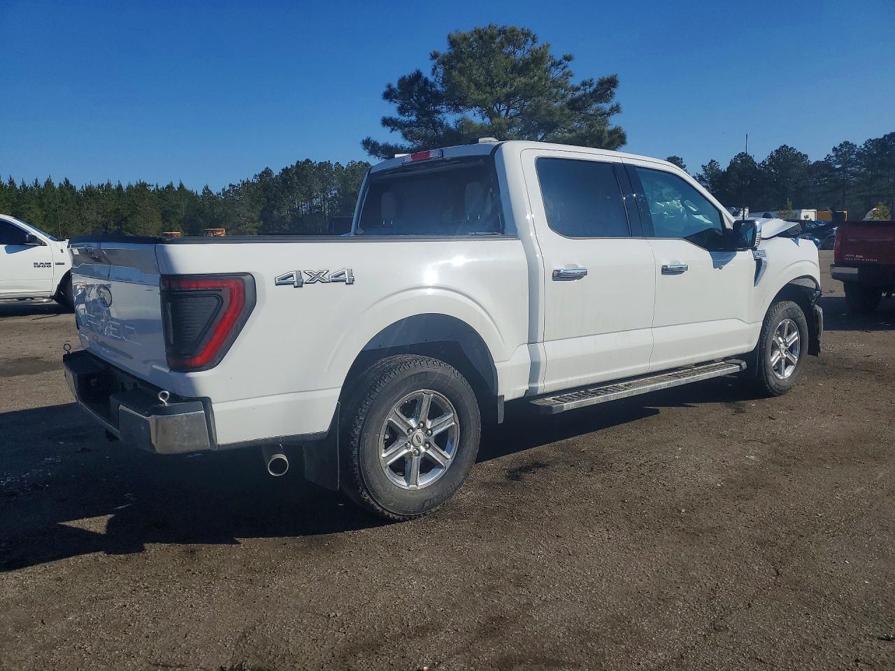 2024 Ford F150 Xlt - Фото 3