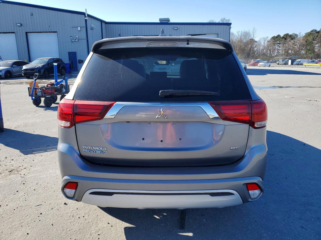 2022 Mitsubishi Outlander Sel - Фото 6