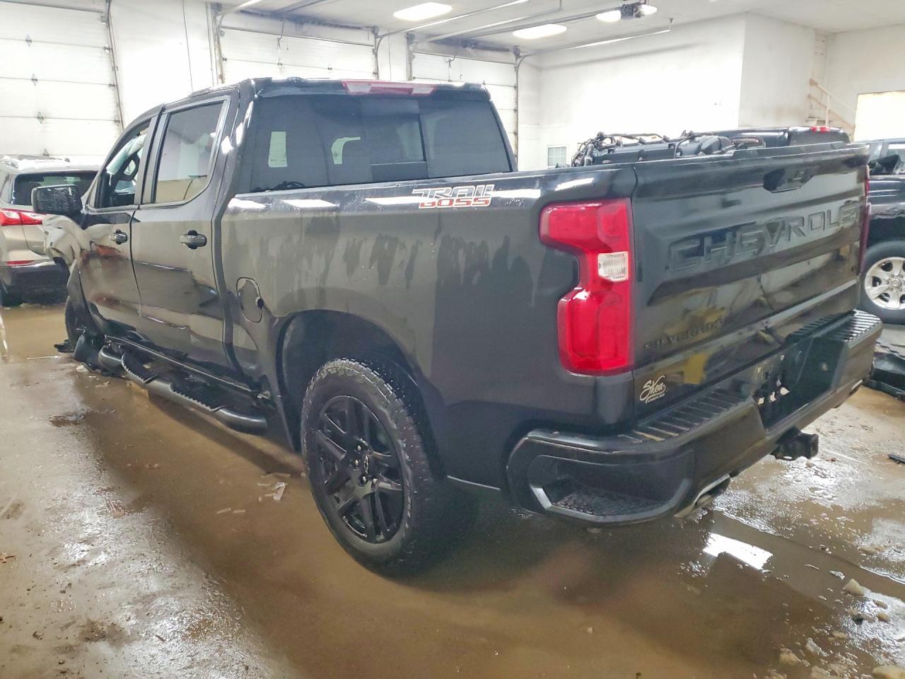 2024 Chevrolet Silverado K1500 Lt Trail Boss - Фото 2