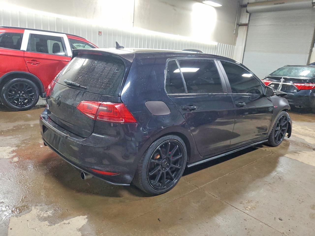 2017 Volkswagen Gti S - Фото 3